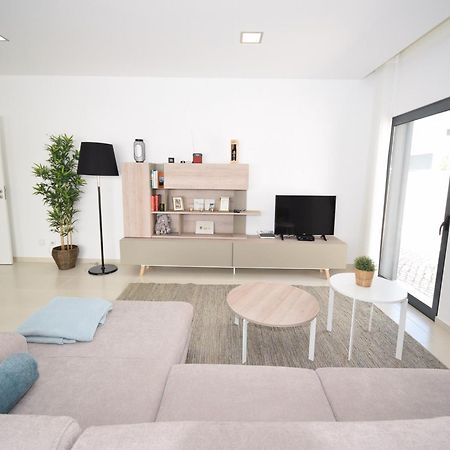 Modern Villa With Private Pool Near The Beautiful Beach Of Foz De Arelho Nadadouro Экстерьер фото
