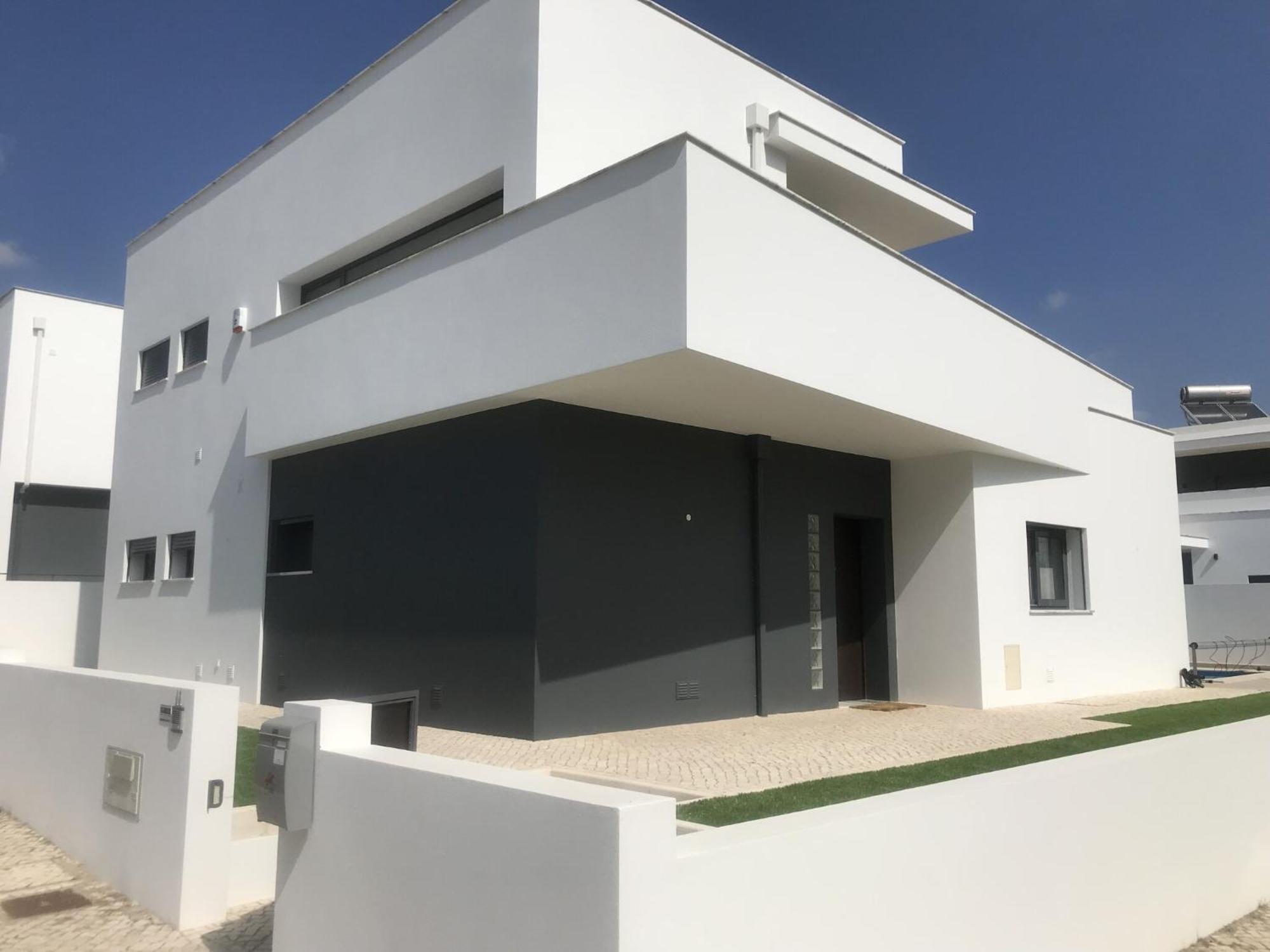 Modern Villa With Private Pool Near The Beautiful Beach Of Foz De Arelho Nadadouro Экстерьер фото